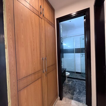 Room in 3.5 BHK Builder Floor at Ansal Sushant Lok I, Sector 43 – for Rent