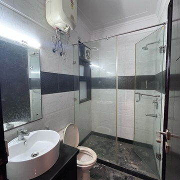 Bathroom in 3.5 BHK Builder Floor at Ansal Sushant Lok I, Sector 43 – for Rent