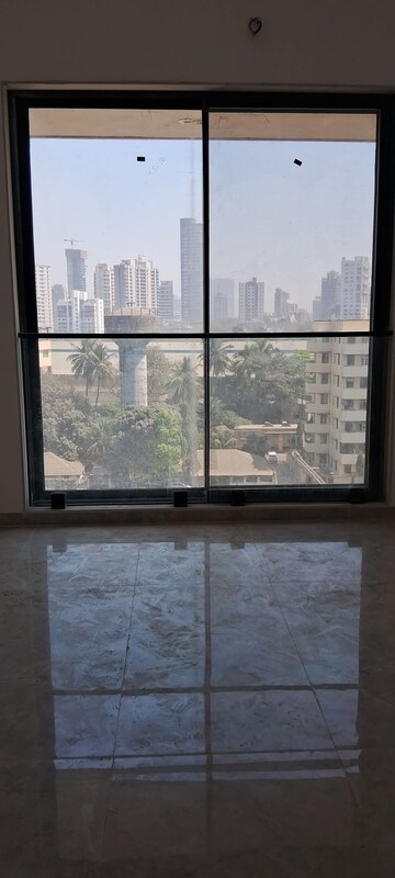 Room in 1 BHK Apartment at Jivan Prakash Apartment, Matunga West – for Rent