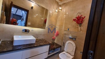 Bathroom in 1 BHK Builder Floor at Palam Vihar Residents Association, Palam Vihar – for Rent
