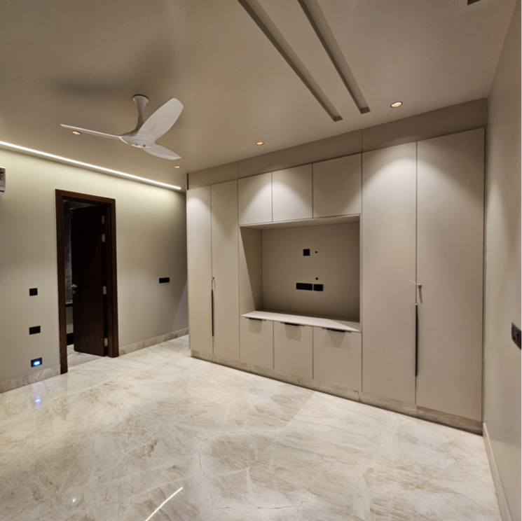 Room, new rajinder nagar 3 Bedroom 200 Sq.Yd. Builder Floor In New Rajinder Nagar Delhi 8211095