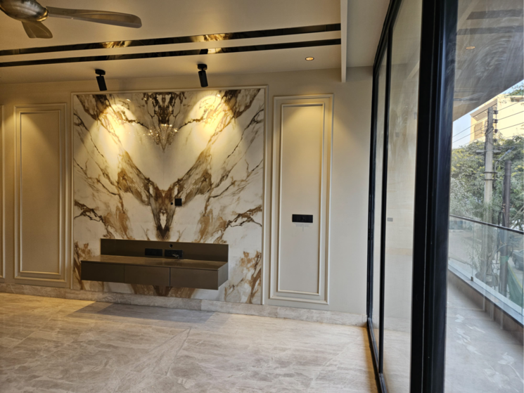 Bathroom, new rajinder nagar 3 Bedroom 200 Sq.Yd. Builder Floor In New Rajinder Nagar Delhi 8211095