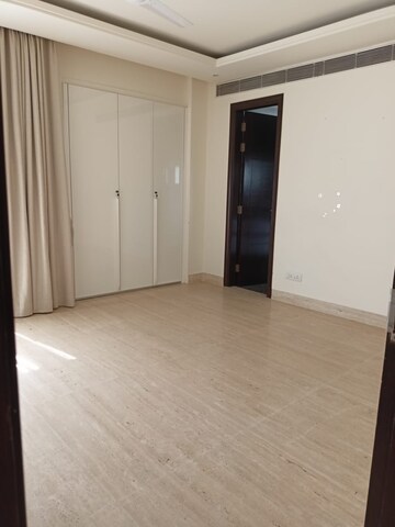 Room in 4 BHK Builder Floor at Vasant Vihar – for Rent
