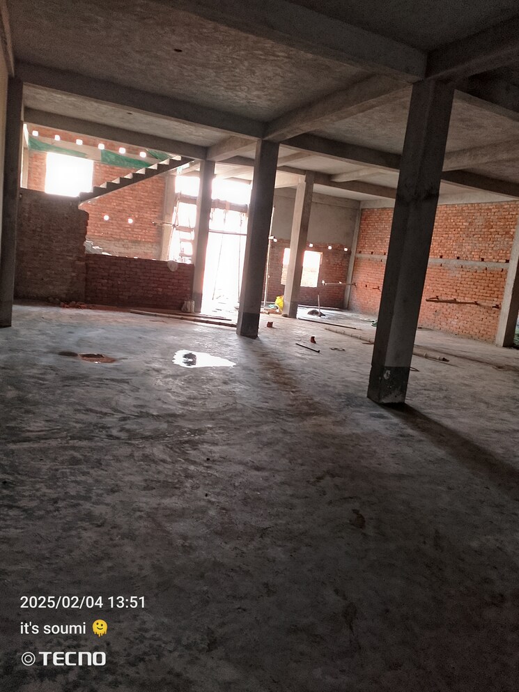  Parking, siddha-town-phase-ii Commercial Warehouse 26000 Sq.Ft. In Madhyamgram Kolkata 8211133