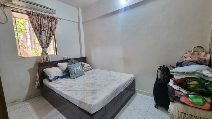 Bedroom, evershine nagar 1 Bedroom 450 Sq.Ft. Apartment In Evershine Nagar Mumbai 8211127