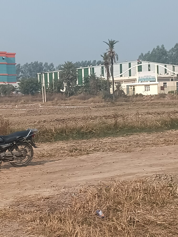 undefined, silani chowk  114 Sq.Yd. Plot In Silani Chowk Gurgaon 8211118