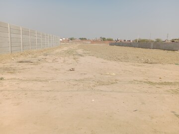 Plot Area in  Plot at Laramda – for Rent