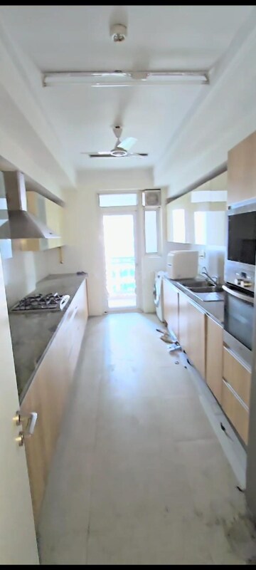 Kitchen in 4 BHK Apartment at DLF The Belaire, Sector 54 – for Rent