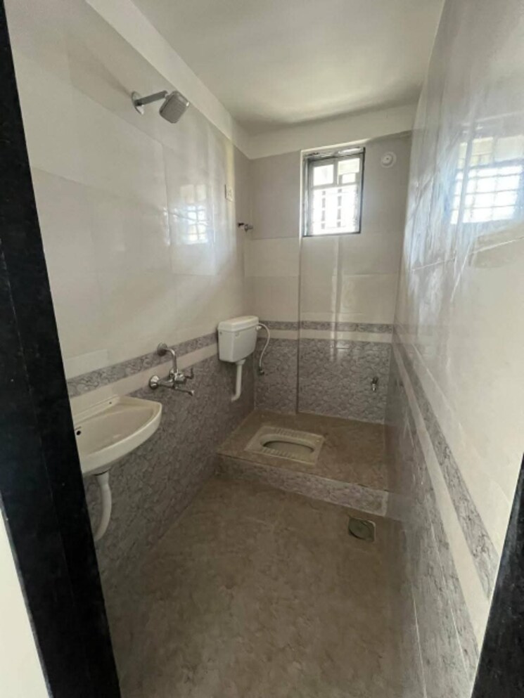 Bathroom, satya-govind 1 Bedroom 407 Sq.Ft. Apartment In New Panvel East Navi Mumbai 8211177