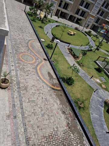 Master Plan in 3 BHK Apartment at Hermitage Centralis, Vip Road – for Sale