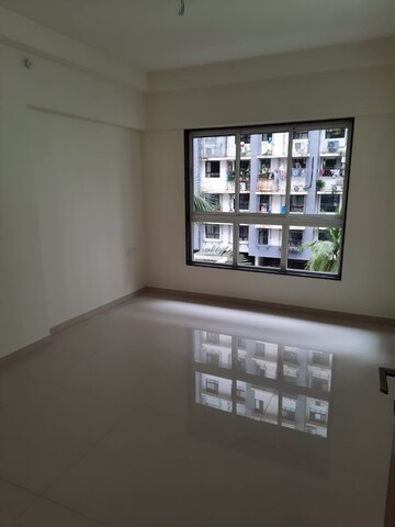 Room in 2 BHK Apartment at Godrej Prime, Chembur – for Rent