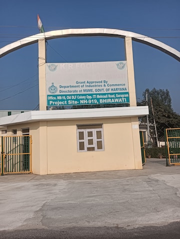  Plot – Exterior View View at Silani Chowk - for Sale