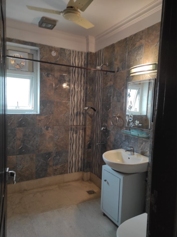 Bathroom in 2 BHK Builder Floor at Green Park – for Rent