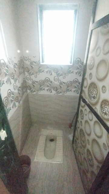 Bathroom in 1 BHK Apartment at Dombivli West – for Rent