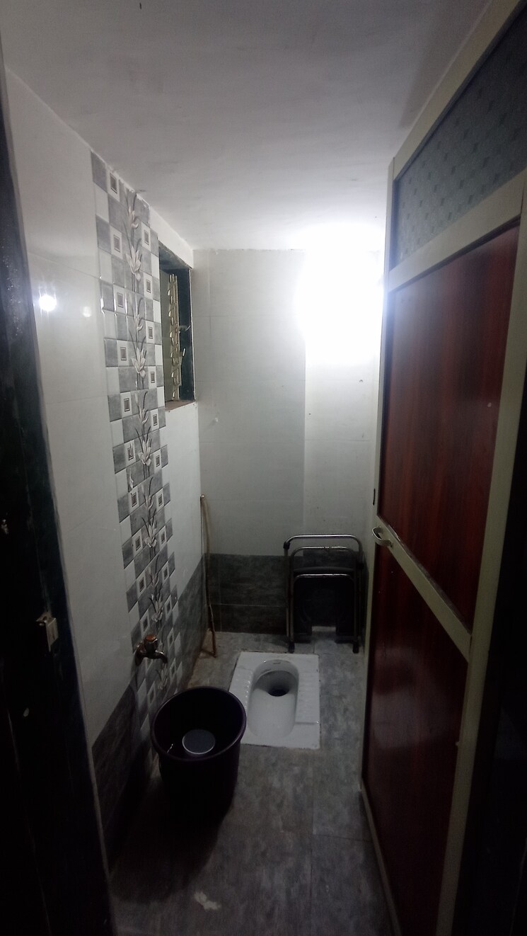 Bathroom, dombivli west Studio 350 Sq.Ft. Apartment In Dombivli West Thane 8211365
