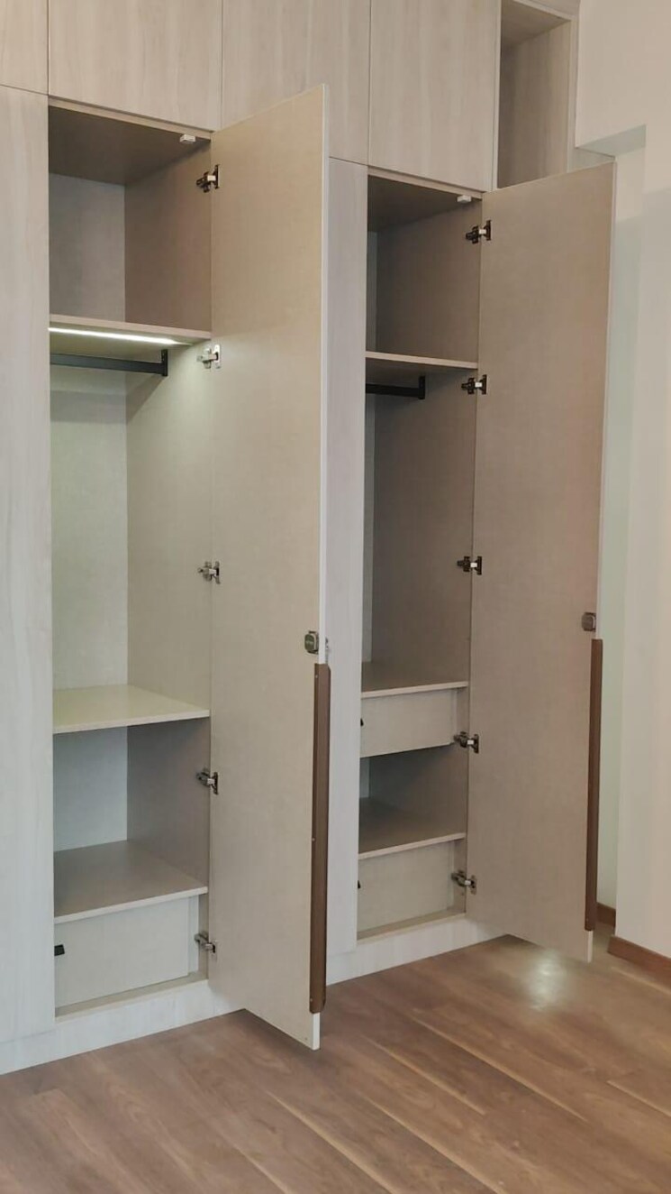 Bathroom, ireo-the-corridors 3 Bedroom 1727 Sq.Ft. Apartment In Sector 67a Gurgaon 8211439