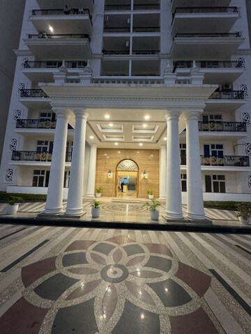 Floor Plan in 3 BHK Apartment at Omaxe The Palace, Gomti Nagar – for Rent