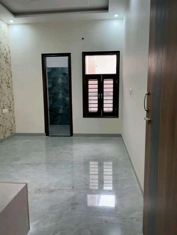 Room, kharar landran road 3 Bedroom 120 Sq.Yd. Independent House In Kharar Landran Road Mohali 8211662