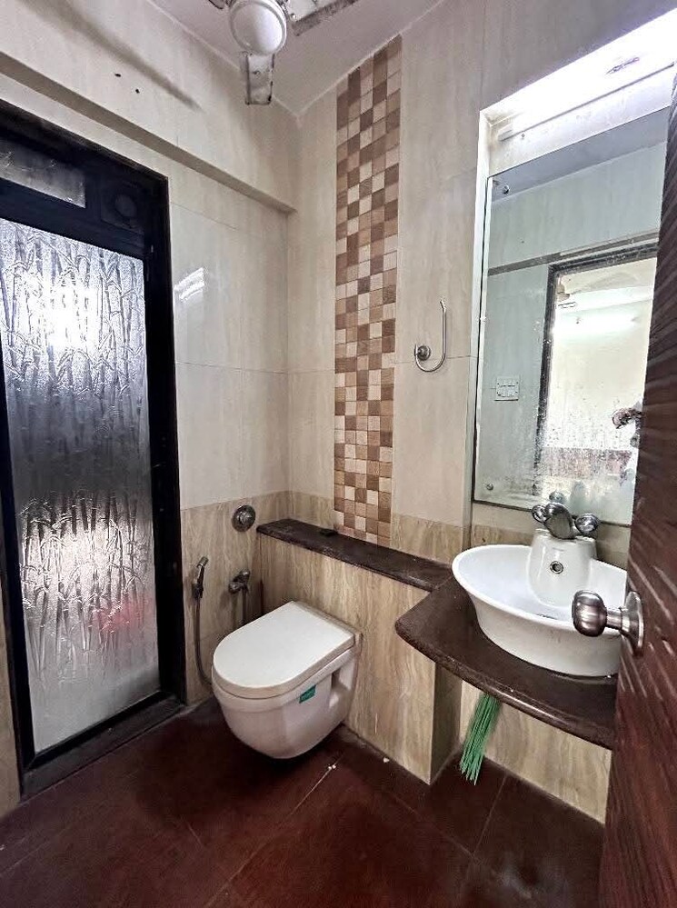 Bathroom, mahavir-kanti-avenue 1 Bedroom 690 Sq.Ft. Apartment In Nalasopara East Palghar 8211581