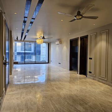 Room in 3 BHK Builder Floor at New Rajinder Nagar – for Sale