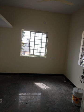 Room in 4 BHK Builder Floor at Hessarghatta Road – for Sale