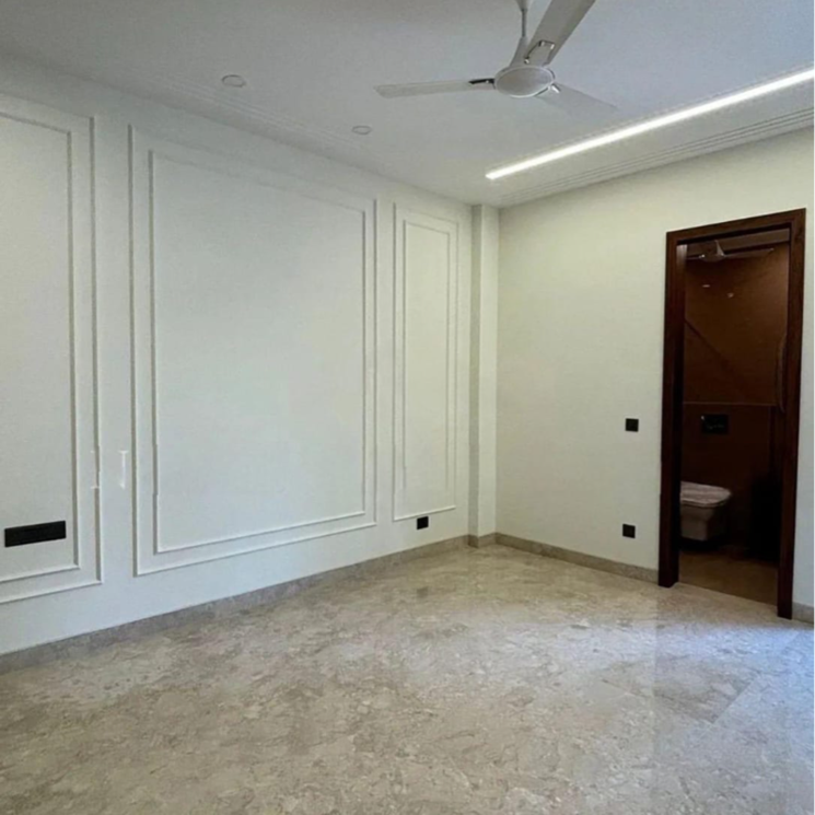 Room, new rajinder nagar 3 Bedroom 300 Sq.Yd. Builder Floor In New Rajinder Nagar Delhi 8211752