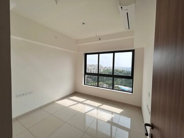 Room in 1 BHK Apartment at Veer Nicon Vista, Vasai East – for Sale