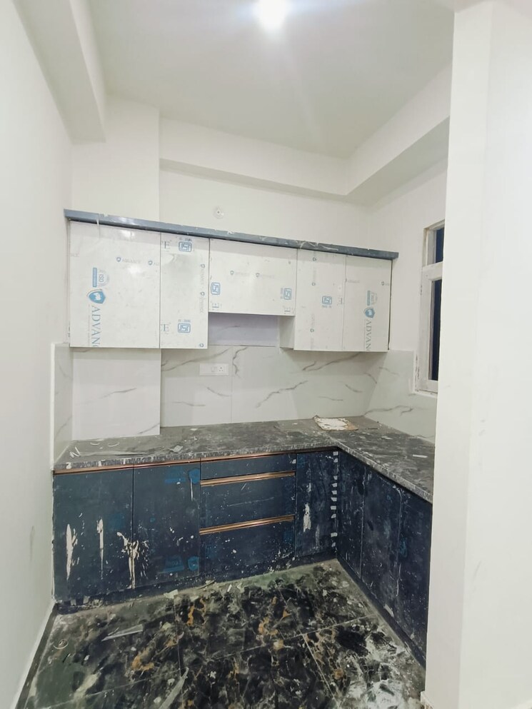 Kitchen, new ashok nagar 2 Bedroom 980 Sq.Ft. Apartment In New Ashok Nagar Delhi 8212010