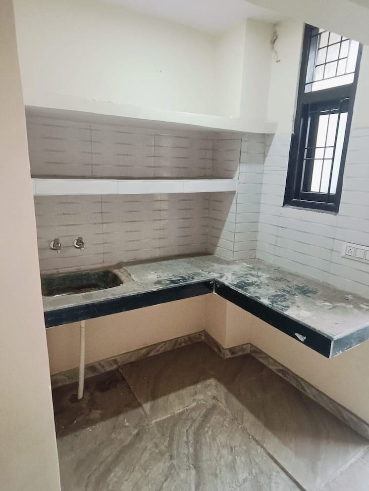 Kitchen, new ashok nagar 2 Bedroom 980 Sq.Ft. Apartment In New Ashok Nagar Delhi 8212010