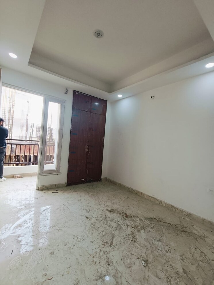 Room, new ashok nagar 2 Bedroom 980 Sq.Ft. Apartment In New Ashok Nagar Delhi 8212010