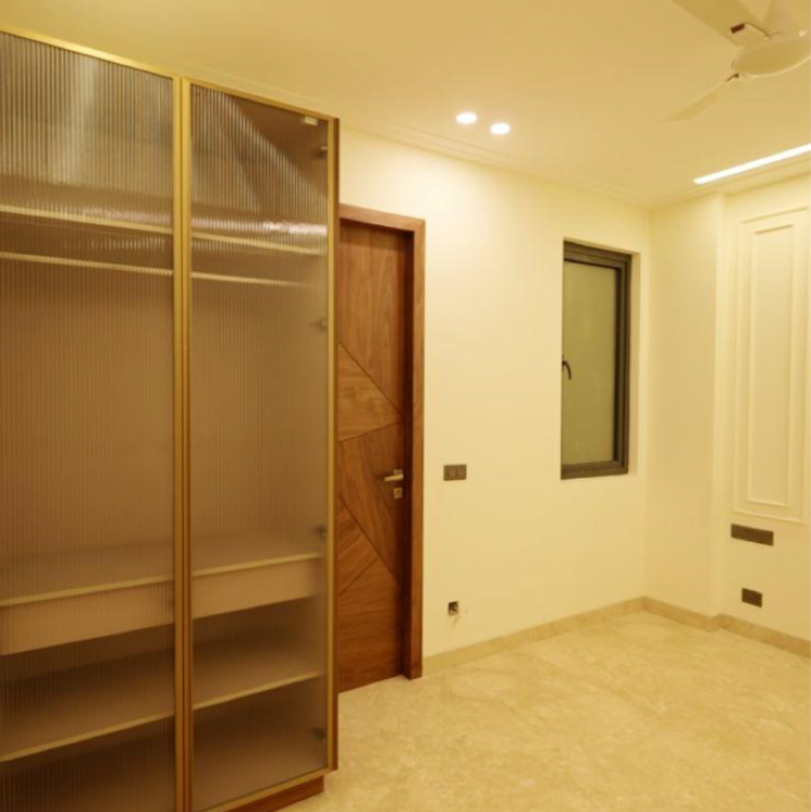 Room, new rajinder nagar 3 Bedroom 200 Sq.Yd. Builder Floor In New Rajinder Nagar Delhi 8211925