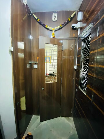 Furnished Amenities in 1 BHK Apartment at Jayalaxmi CHS, Chembur – for Rent
