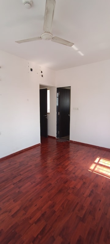 Room in 2 BHK Apartment at Kolte Patil Life Republic, Hinjewadi – for Rent