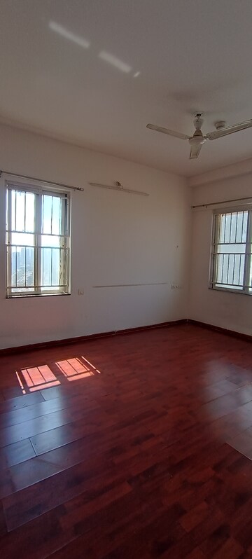 Room in 2 BHK Apartment at Kolte Patil Life Republic, Hinjewadi – for Rent