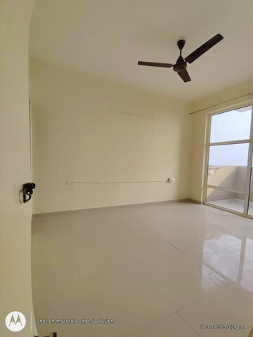 Room in 2 BHK Apartment at Pyramid Urban Homes 3, Sector 67a – for Sale