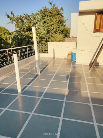 Balcony in 2 BHK Independent House at Sector 15 – for Rent