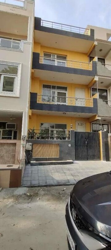 3 BHK Builder Floor For Rent in Palam Vihar Residents Association Palam Vihar Gurgaon  8065905