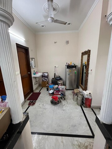 Master Bedroom in 2 BHK Builder Floor at Sector 40 – for Rent