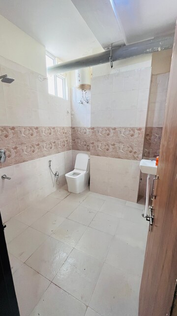 Bathroom in 3 BHK Apartment at Dilshad Garden – for Rent
