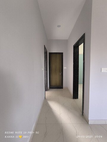 Room in 1 BHK Apartment at Kopar Khairane – for Rent