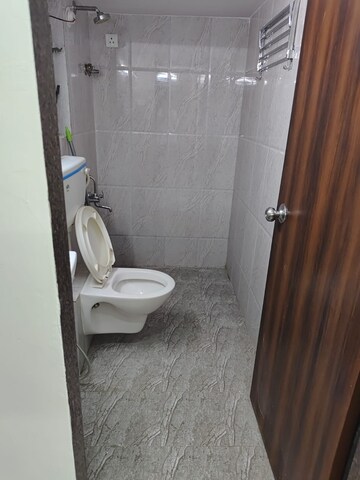 Bathroom in 3 BHK Apartment at Dilshad Garden – for Rent