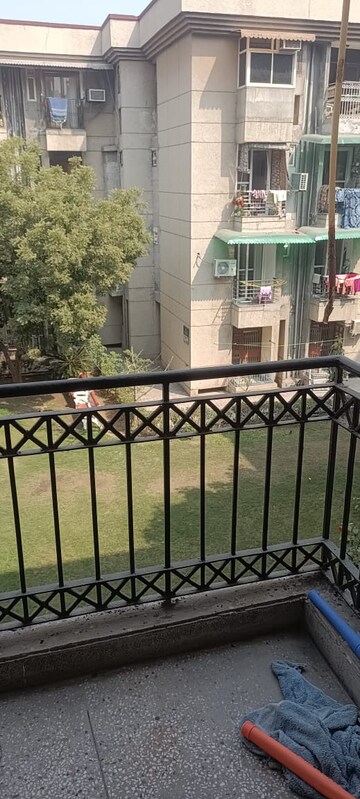 Balcony in 3 BHK Apartment at Sector 6, Dwarka – for Rent
