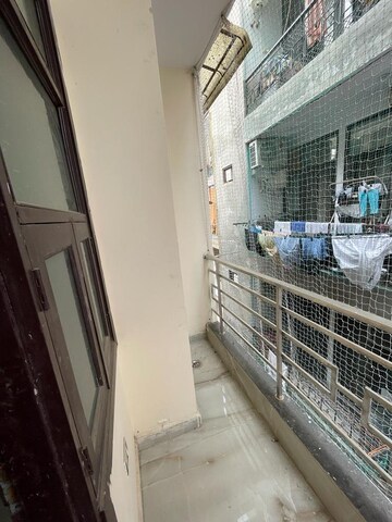 Balcony in 3.5 BHK Builder Floor at Dwarka Mor – for Rent