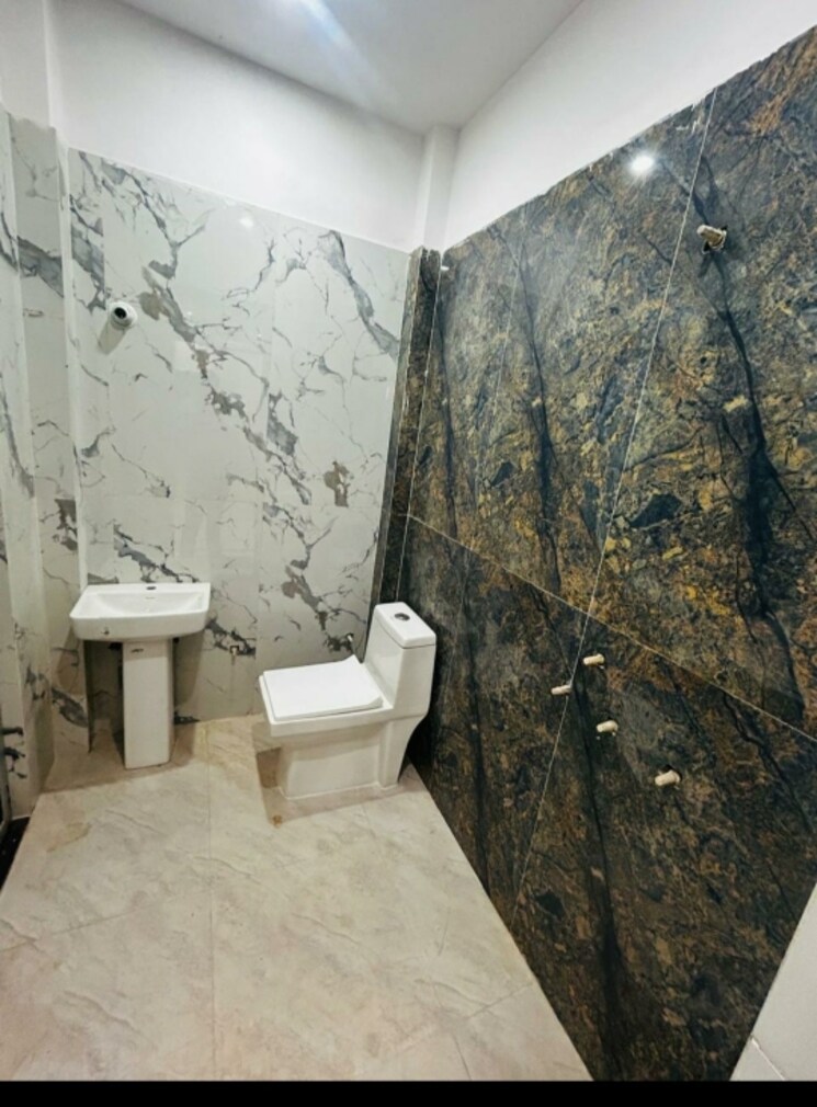 Bathroom, indira nagar 3 Bedroom 650 Sq.Ft. Villa In Indira Nagar Lucknow 8212459