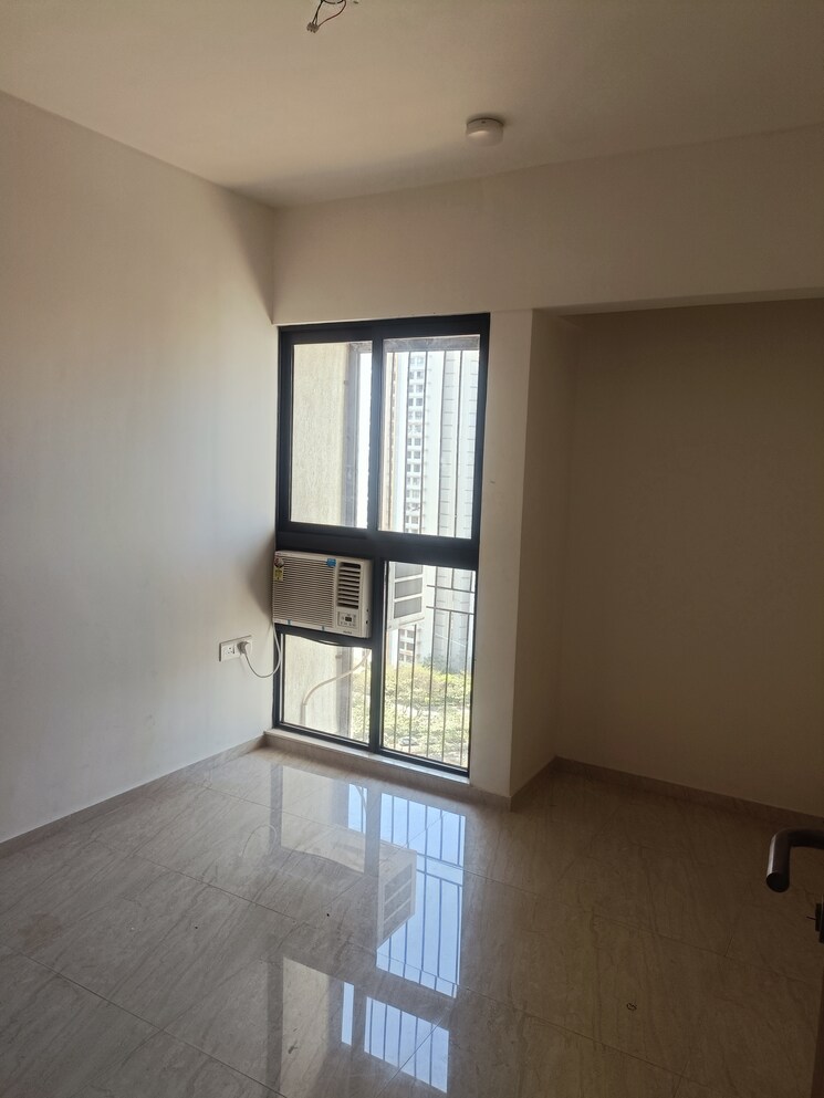 Room, lodha-crown-quality-homes 2 Bedroom 497 Sq.Ft. Apartment In Majiwada Thane 8212472