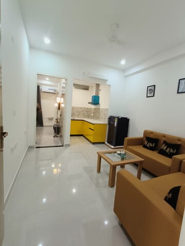 Master Bedroom in 1 BHK Builder Floor at Sector 38 – for Rent