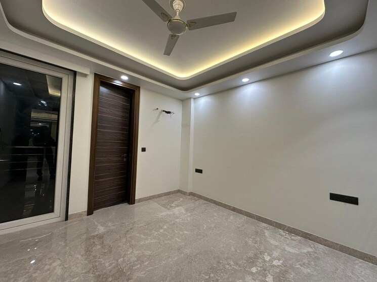 Room, paschim vihar 3 Bedroom 1800 Sq.Ft. Builder Floor In Paschim Vihar Delhi 8212549