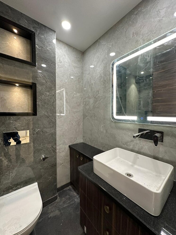 Kitchen, paschim vihar 3 Bedroom 1800 Sq.Ft. Builder Floor In Paschim Vihar Delhi 8212549