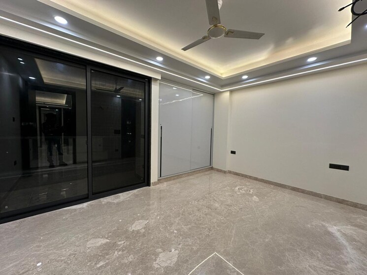 Room, paschim vihar 3 Bedroom 1800 Sq.Ft. Builder Floor In Paschim Vihar Delhi 8212549