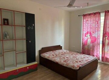 Bedroom in 3 BHK Apartment at Hiranandani Estate, Ghodbunder Road – for Rent
